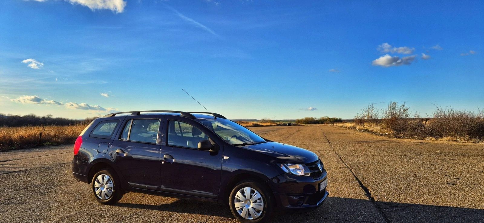 Dacia Logan 1.2 MCV ПЕРФЕКТНА  - изображение 3