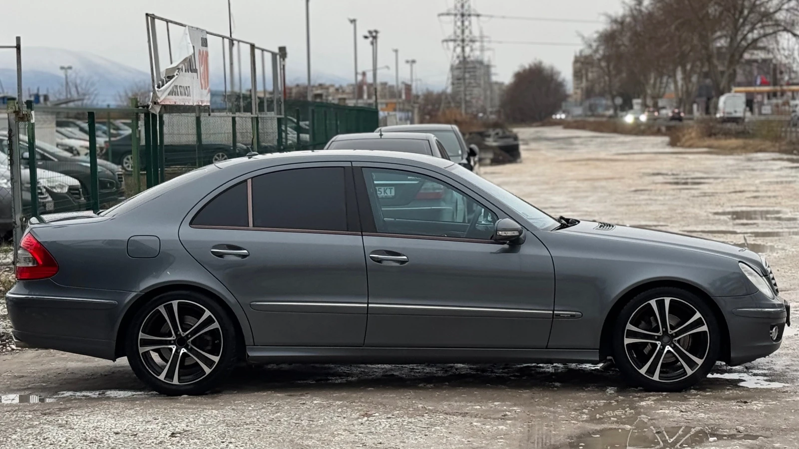 Mercedes-Benz E 320 CDI= AVANTGARDE= 7G-tronic= BiXenon=  - изображение 4