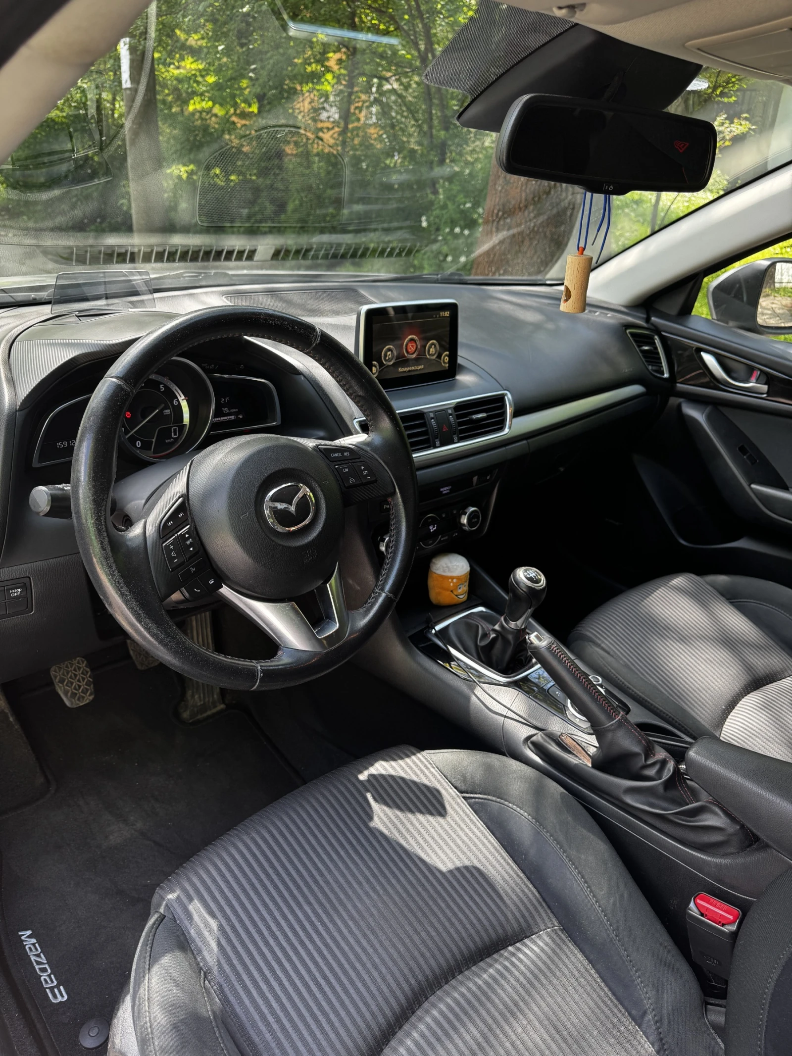 Mazda 3 2.2 Skyactiv-D (2014)   Перфектно обслужен - изображение 8