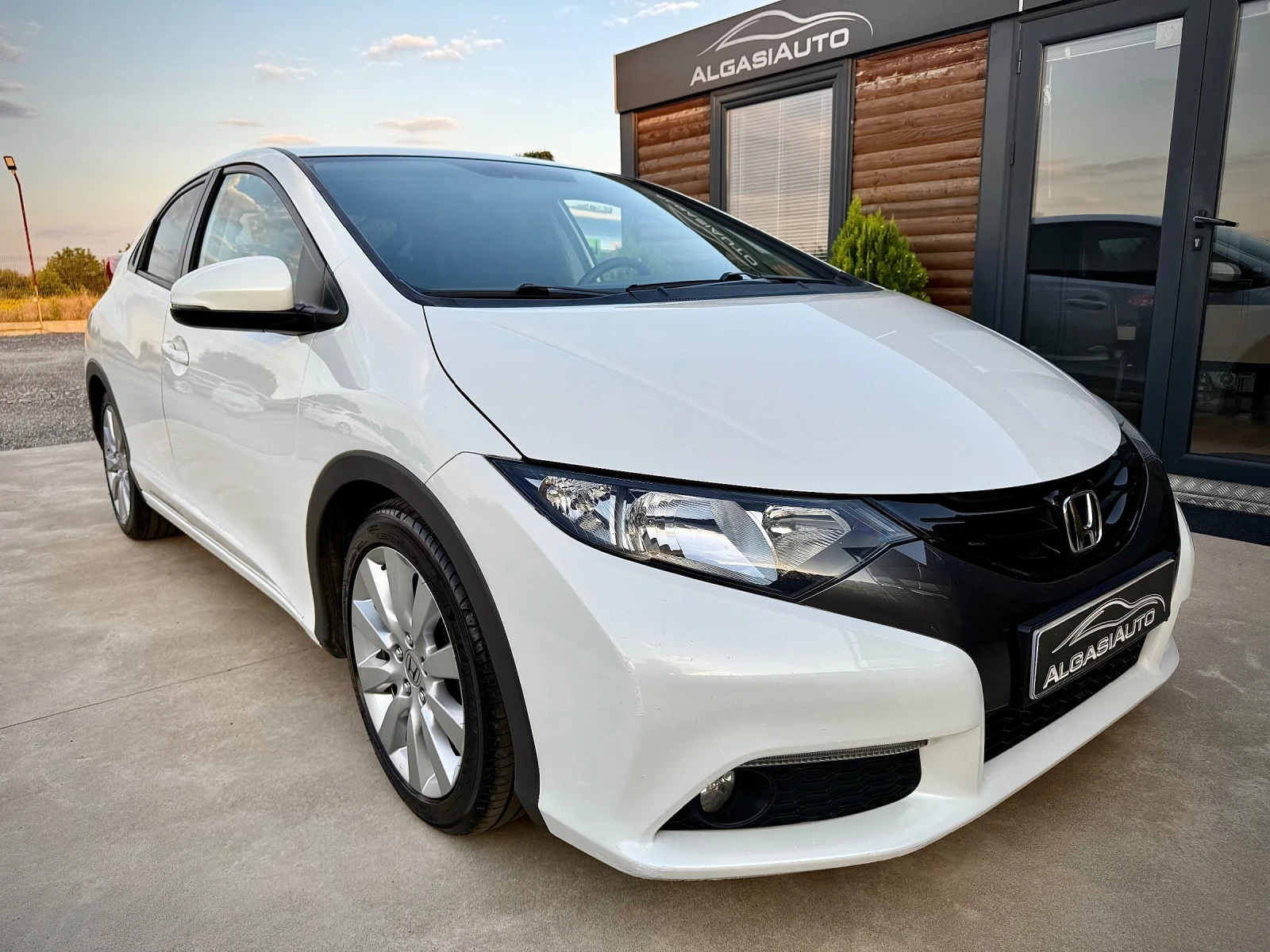 Honda Civic 1.8 i-VTEC* SPORT - изображение 6