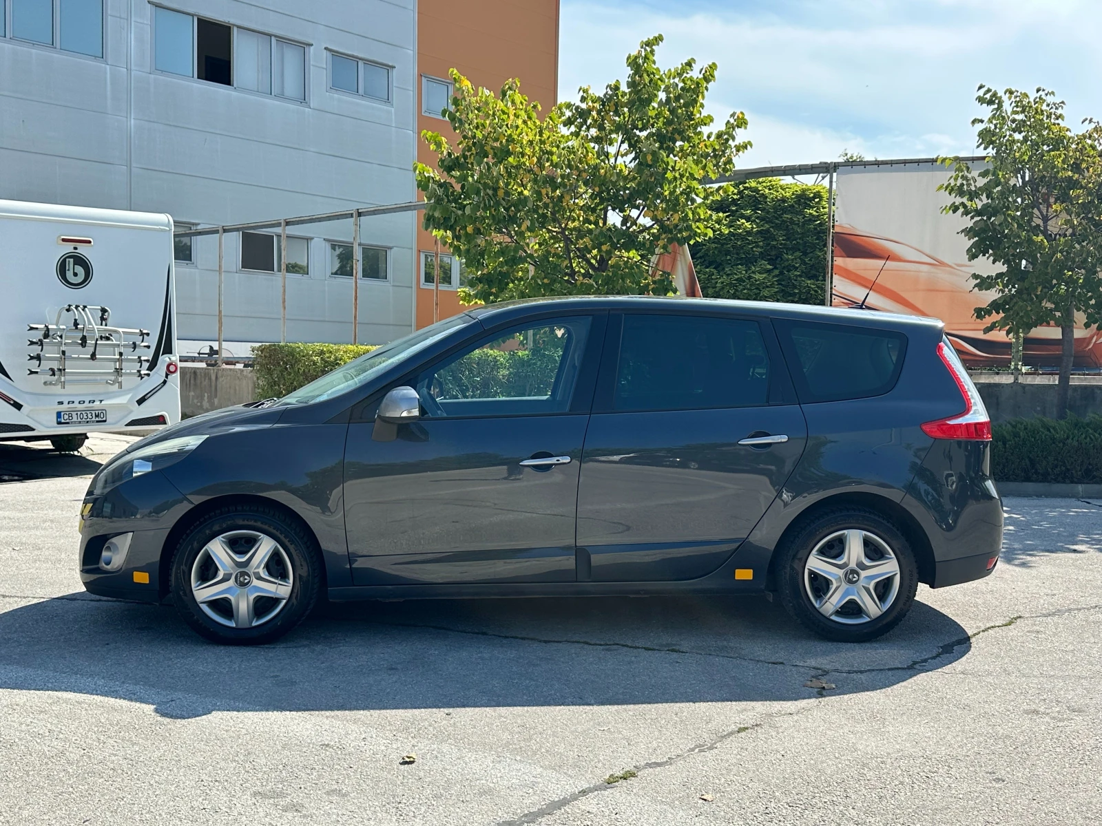 Renault Megane Scenic 1.5d 110 к.с. - изображение 2