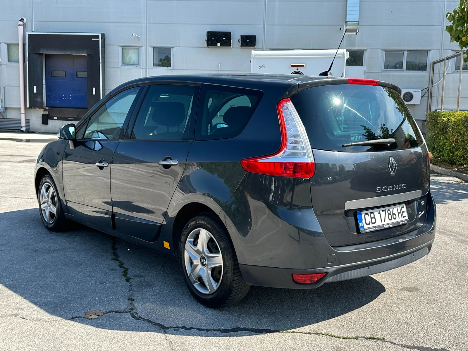 Renault Megane Scenic 1.5d 110 к.с. - изображение 3