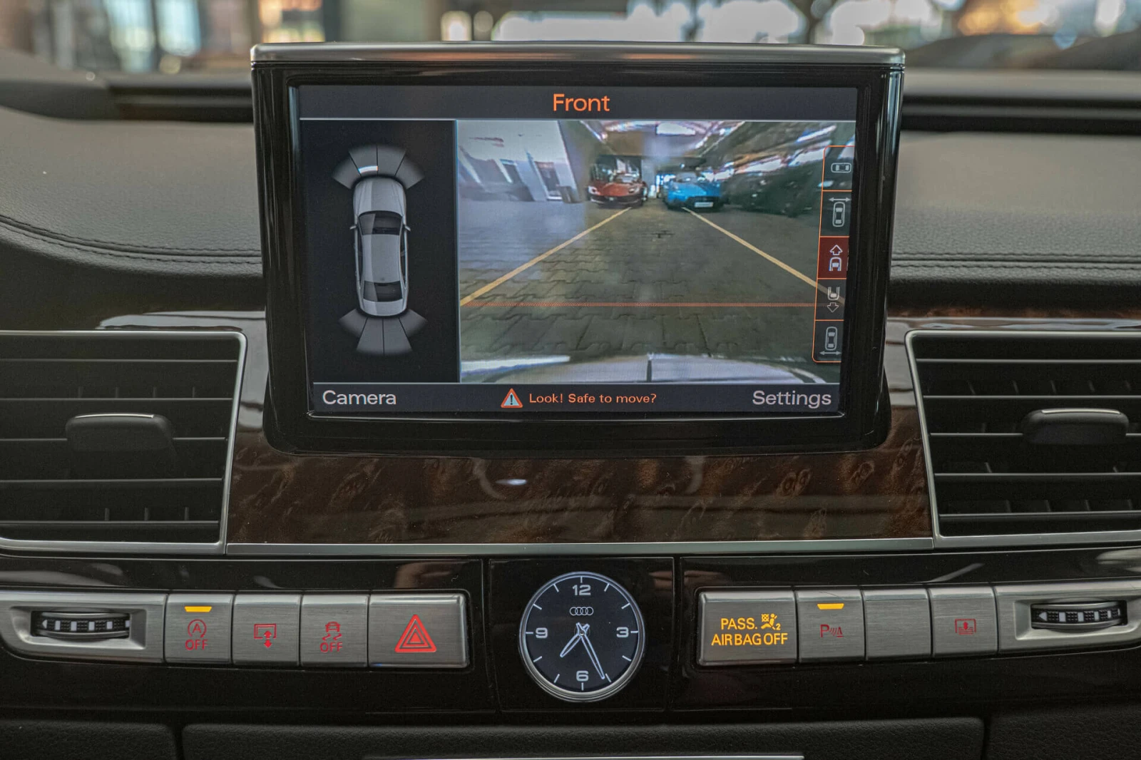 Audi A8 4.0TFSI/LONG/Bose/HuD/Обдухване/Камера | Mobile.bg — изображение 12