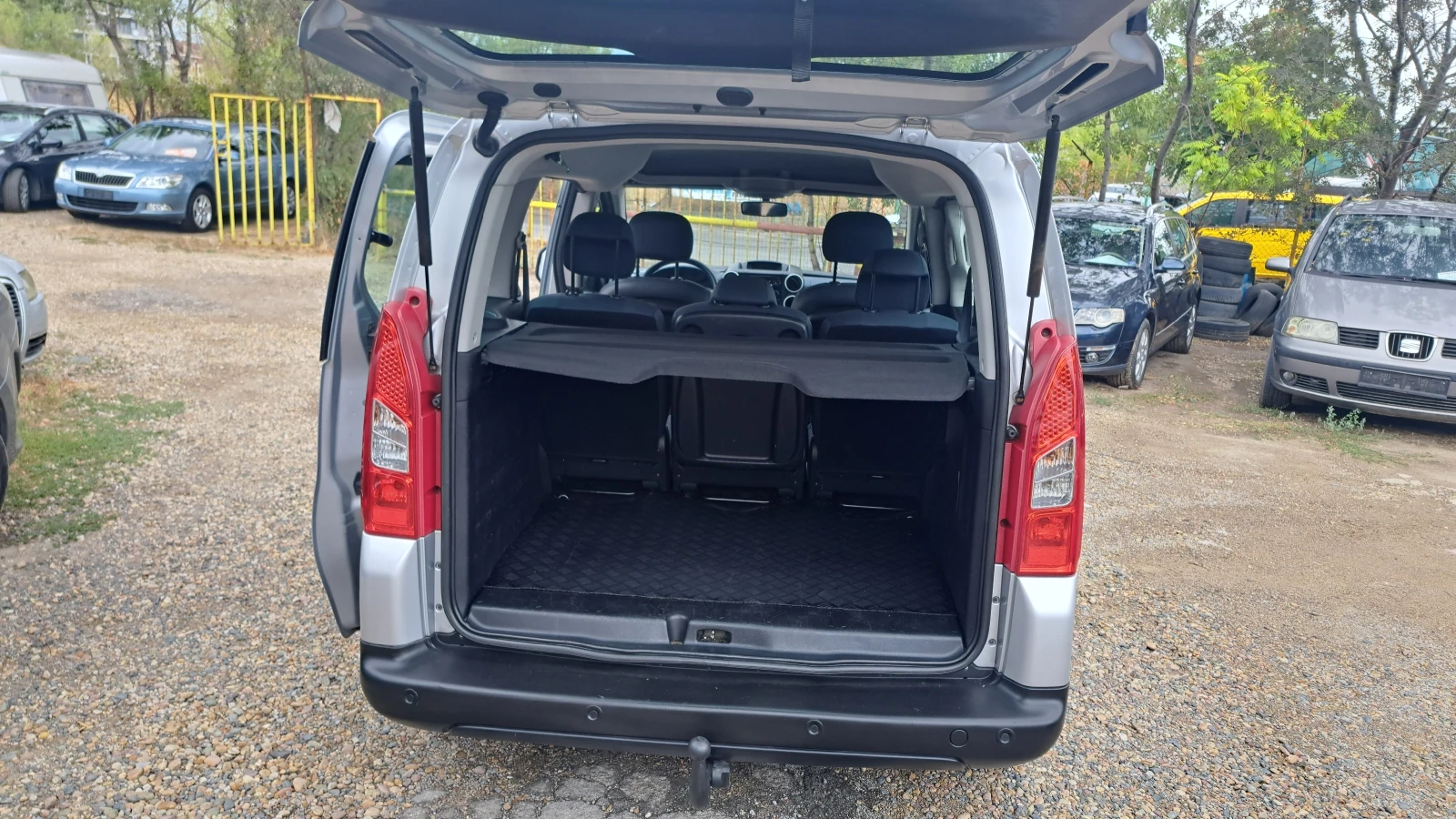 Peugeot Partner 1, 6 HDi 92.   | Mobile.bg   16