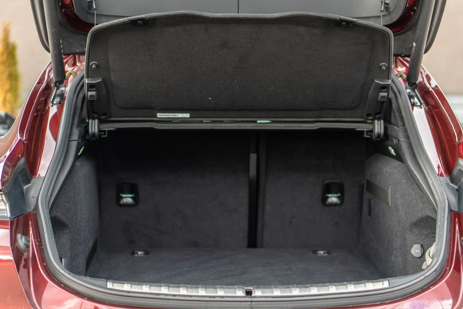 Porsche Taycan GTS Sport Turismo | Mobile.bg   11