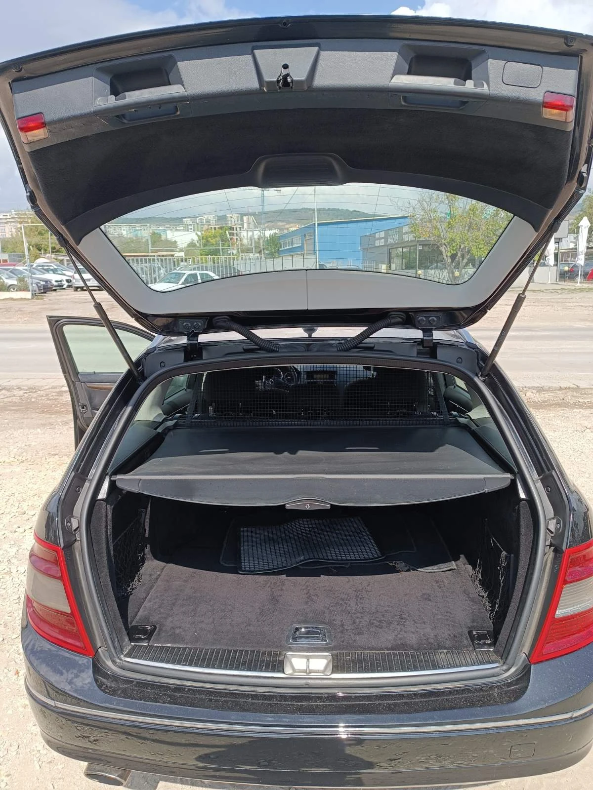 Mercedes-Benz C 220  - изображение 4