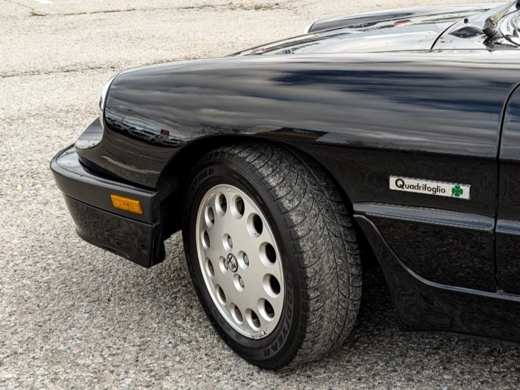 Alfa Romeo Spider * QUADRIFOGLIO AS IS * CARFAX * ���� �� �� | Mobile.bg � ����������� 10