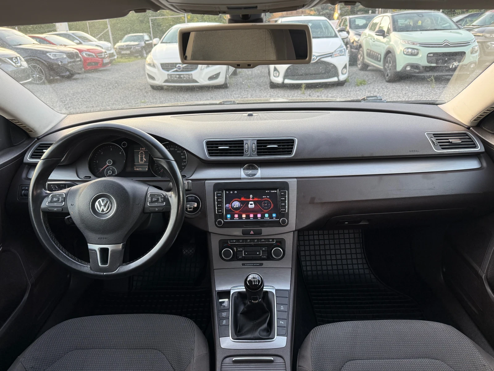 VW Passat (B7) 1.6 TDI (105кс) Navi/Bluetooth/USB/Camera/Eu5, снимка 10 - Автомобили и джипове - 53610018