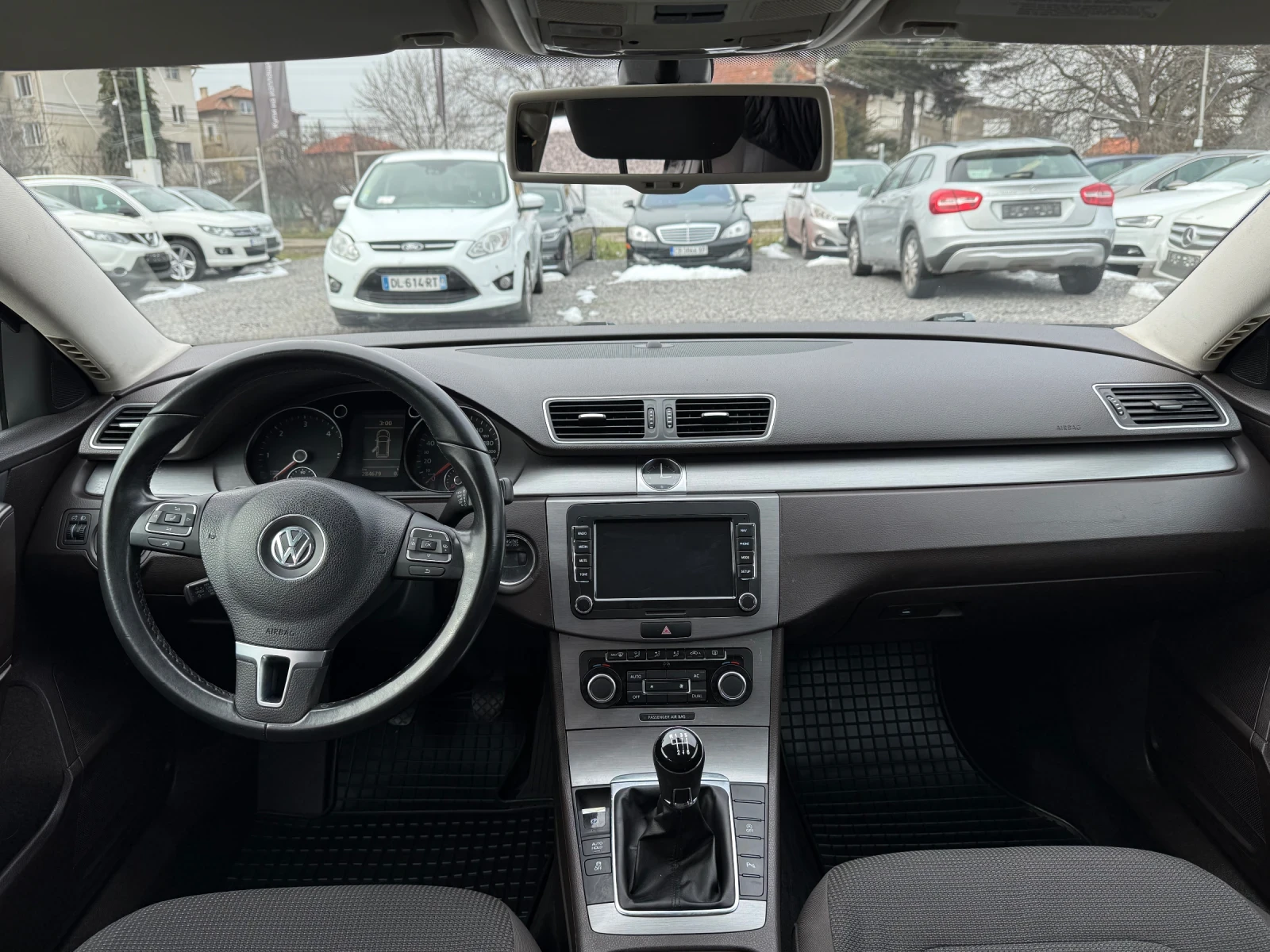 VW Passat (B7) 1.6 TDI (105��) Navi/Bluetooth/USB/Camera/Eu5 | Mobile.bg � ����������� 10