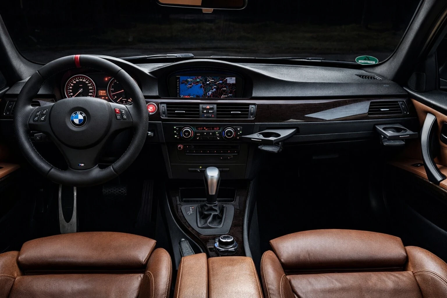 BMW 335 d LCI M57 / Individual Frozen Black / Без Аналог, снимка 9 - Автомобили и джипове - 54135051