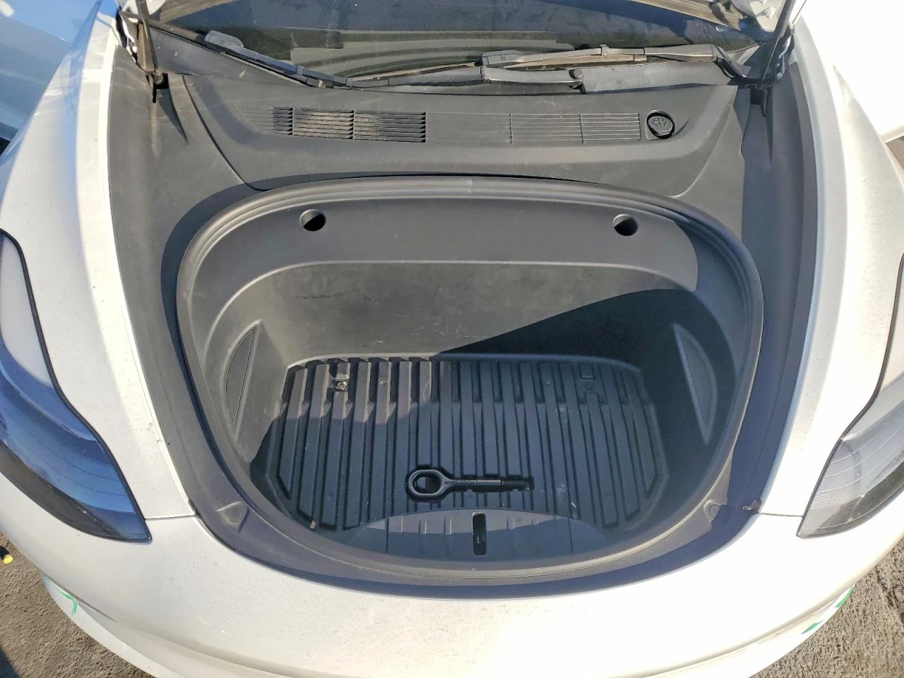 Tesla Model 3 RWD, снимка 10 - Автомобили и джипове - 54158078