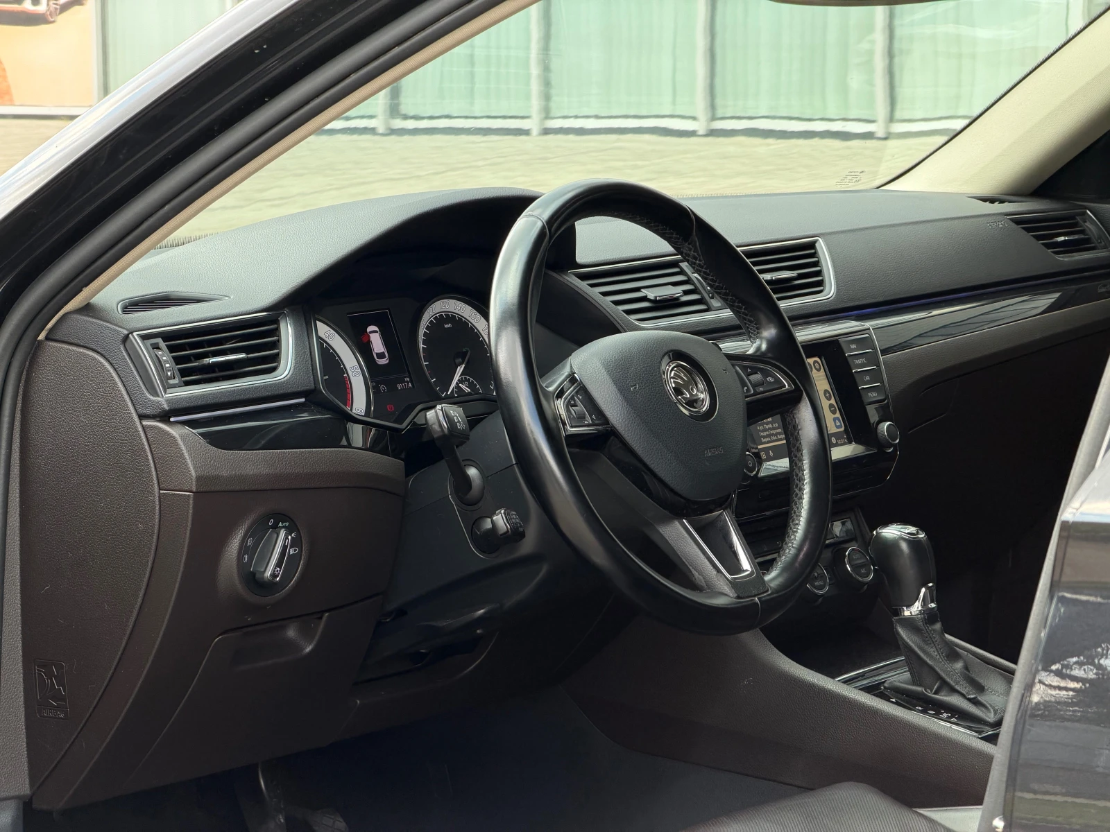 Skoda Superb L&K* ОБДУХВАНЕ* ПЕЧКА* ПАМЕТ* ДИСТРОНИК* CANTON* , снимка 7 - Автомобили и джипове - 54238805