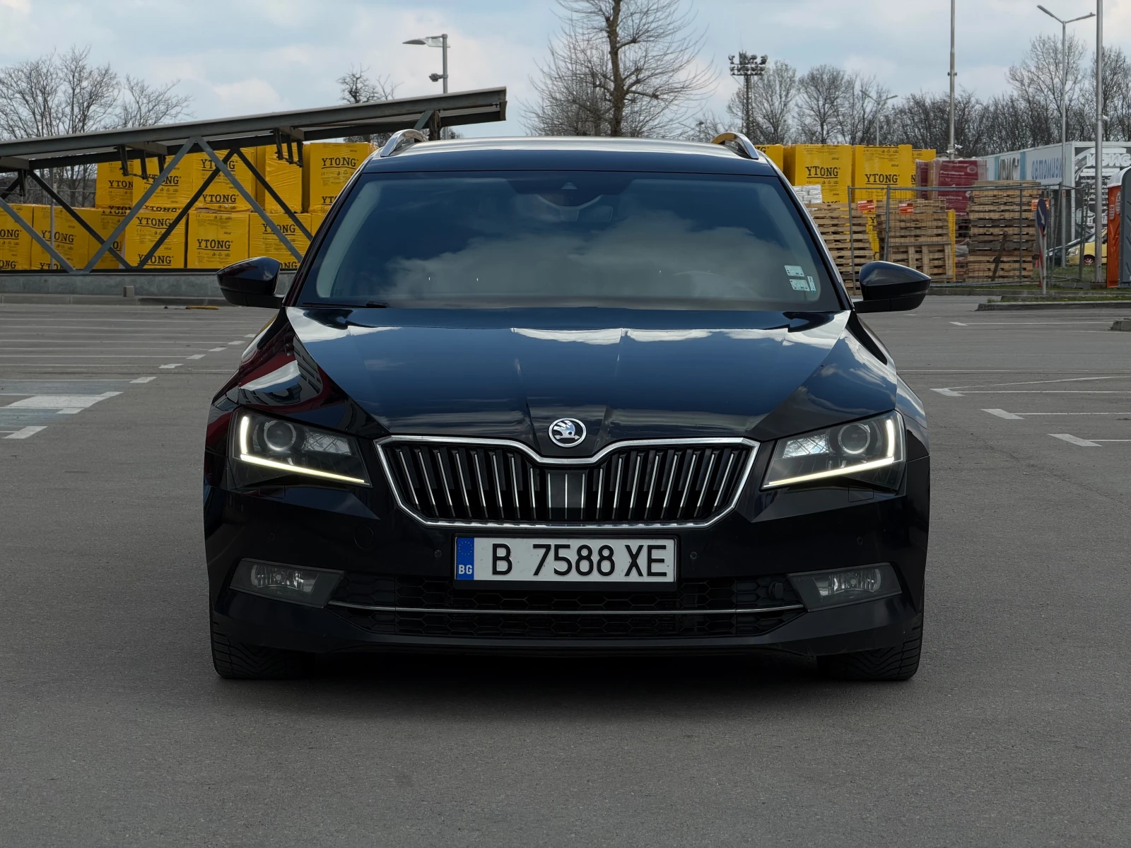 Skoda Superb L&K* ОБДУХВАНЕ* ПЕЧКА* ПАМЕТ* ДИСТРОНИК* CANTON* , снимка 2 - Автомобили и джипове - 54238805