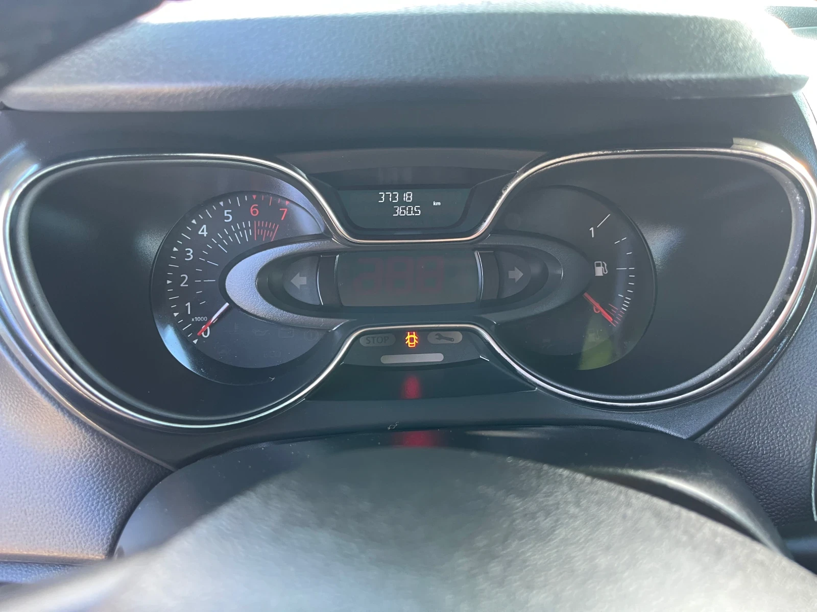Renault Captur, снимка 11 - Автомобили и джипове - 55140803