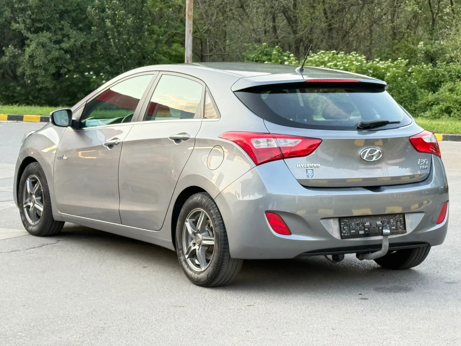 Hyundai I30 1.6CRDI 110кс/Климатроник/Подгрев, снимка 8 - Автомобили и джипове - 55180349