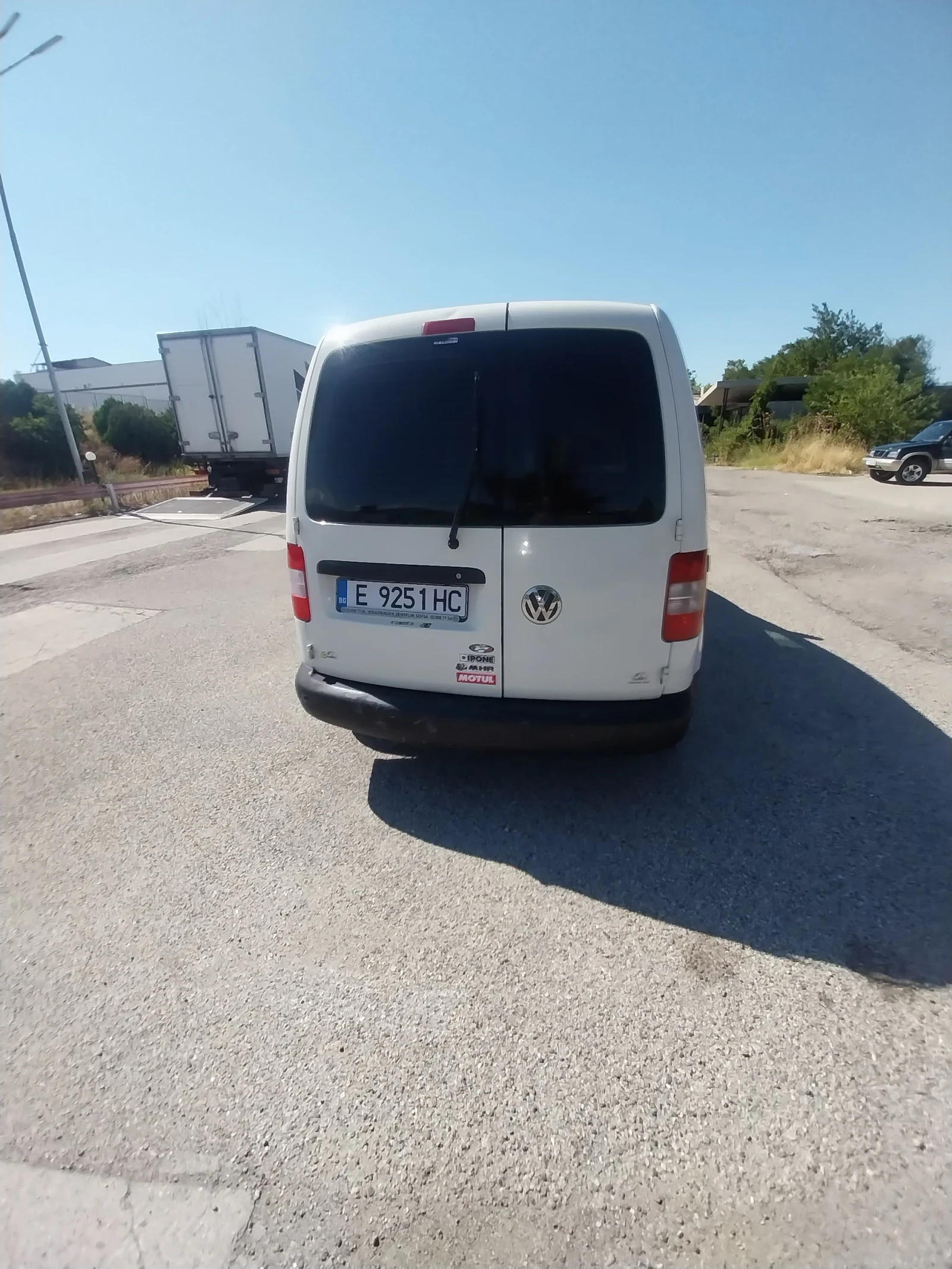 VW Caddy 1.9 105, снимка 3 - Автомобили и джипове - 55211251
