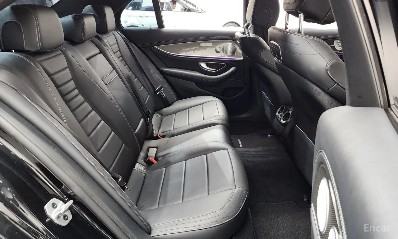 Mercedes-Benz E 350 AMG-pack* 360* Pano* Burmester* HUD* Подгрев* , снимка 11 - Автомобили и джипове - 55530692