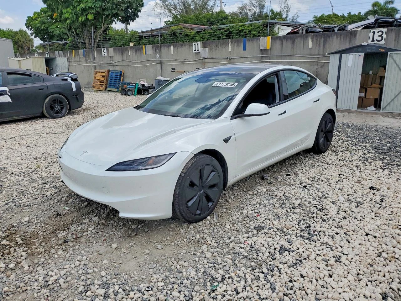 Tesla Model 3 LONG RANGE* RWD* КОЖА* ПОДГРЕВ* ПАНО* ОБДУХВАНЕ* 