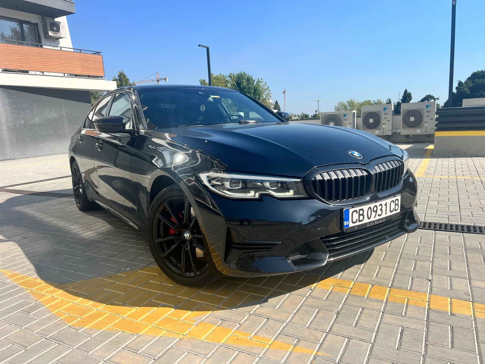 BMW 330 BMW 330i G20 Shadow Edition | 2019 | 258 к.с. , снимка 2 - Автомобили и джипове - 56233283