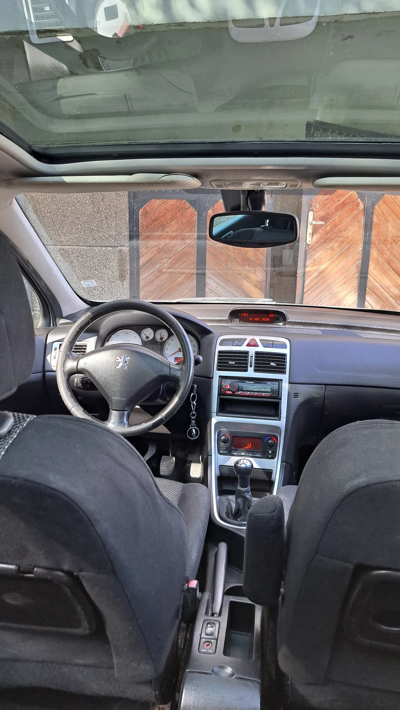 Peugeot 307, снимка 3 - Автомобили и джипове - 56441126