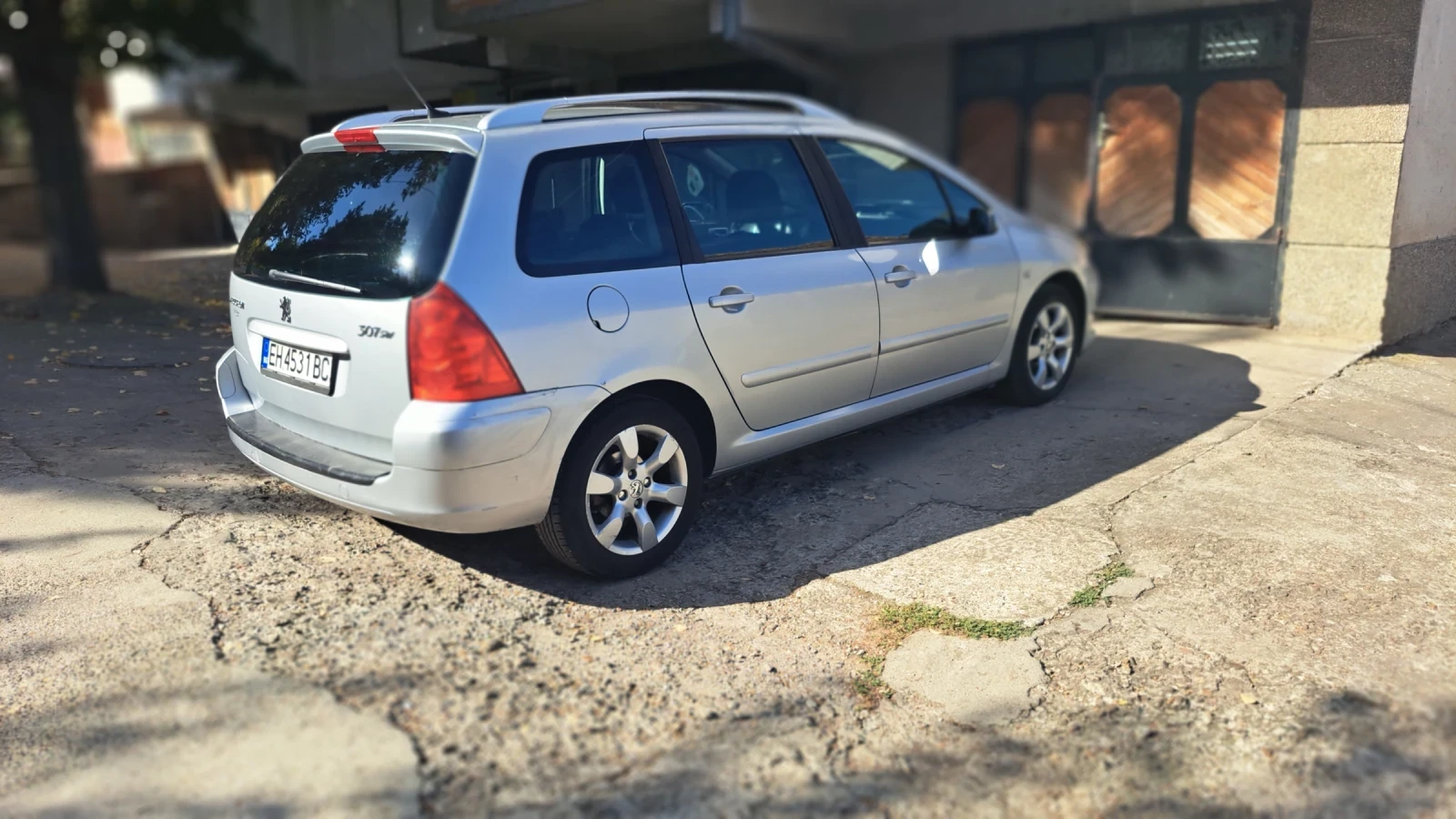 Peugeot 307, снимка 2 - Автомобили и джипове - 56441126