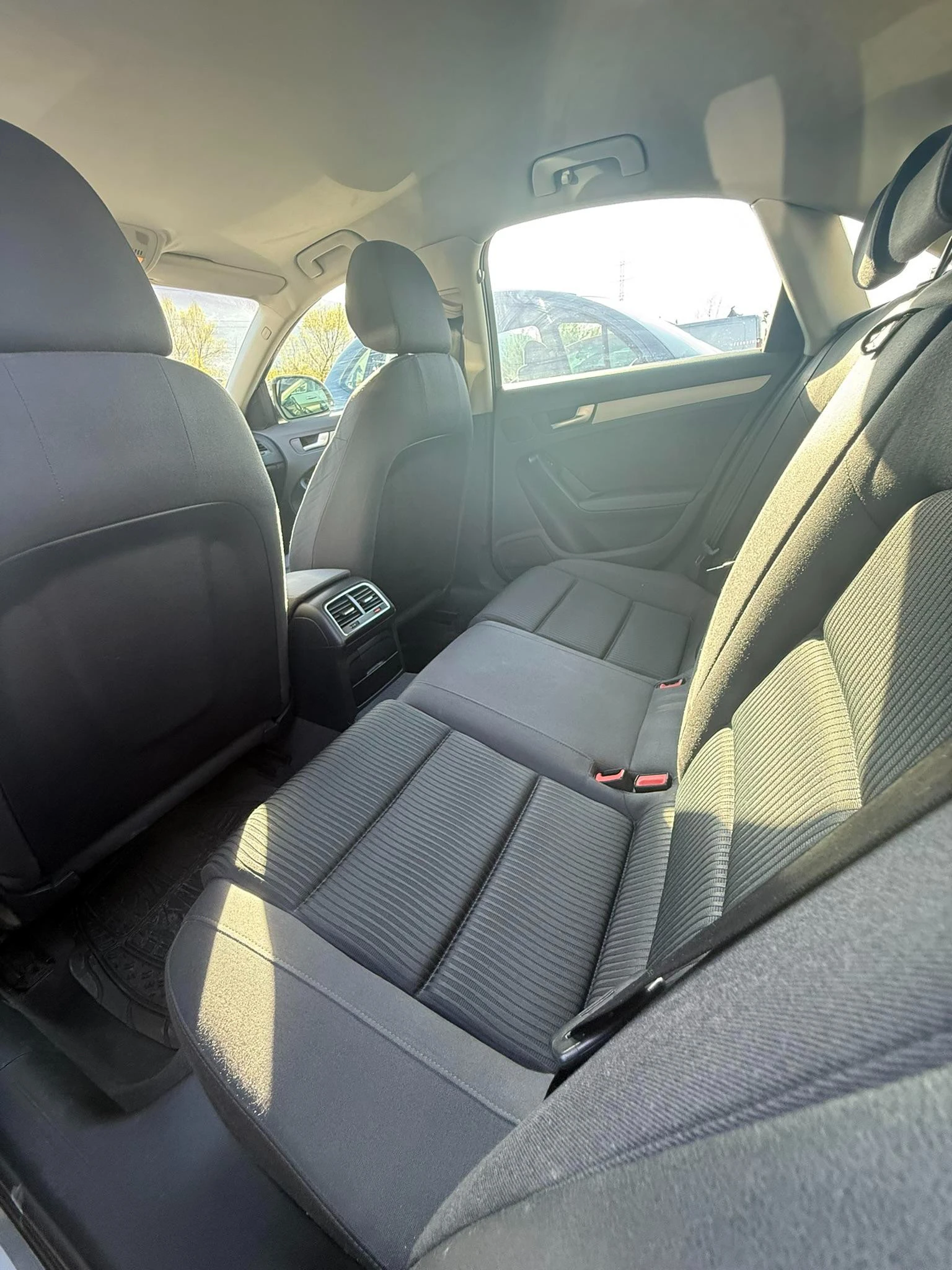 Audi A4 B8 8K 1.8 TFSI Multitronic, снимка 11 - Автомобили и джипове - 56452027