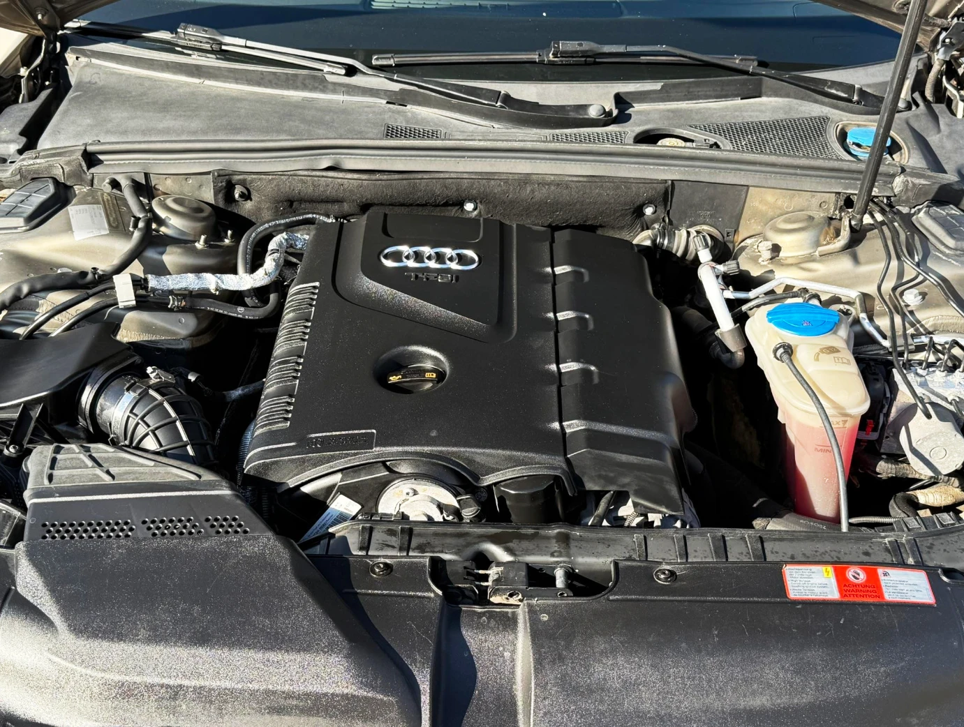 Audi A4 B8 8K 1.8 TFSI Multitronic, снимка 3 - Автомобили и джипове - 56452027