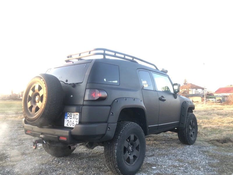 Toyota Fj cruiser 4000 БЕНЗИН/ГАЗ, снимка 9 - Автомобили и джипове - 52407647