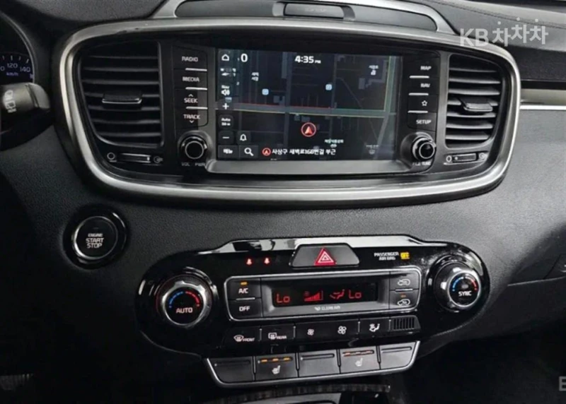 Kia Sorento 2.0 &#46356;&#51236; 2WD, снимка 15 - Автомобили и джипове - 51655728