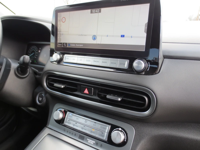 Hyundai Kona 64kw* PRIME* SOH100%КОЖА* , снимка 11 - Автомобили и джипове - 52910421