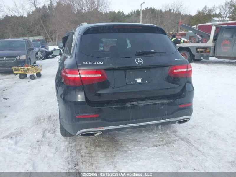 Mercedes-Benz GLC 300 4matic* Памет* Панорама, снимка 6 - Автомобили и джипове - 53591721