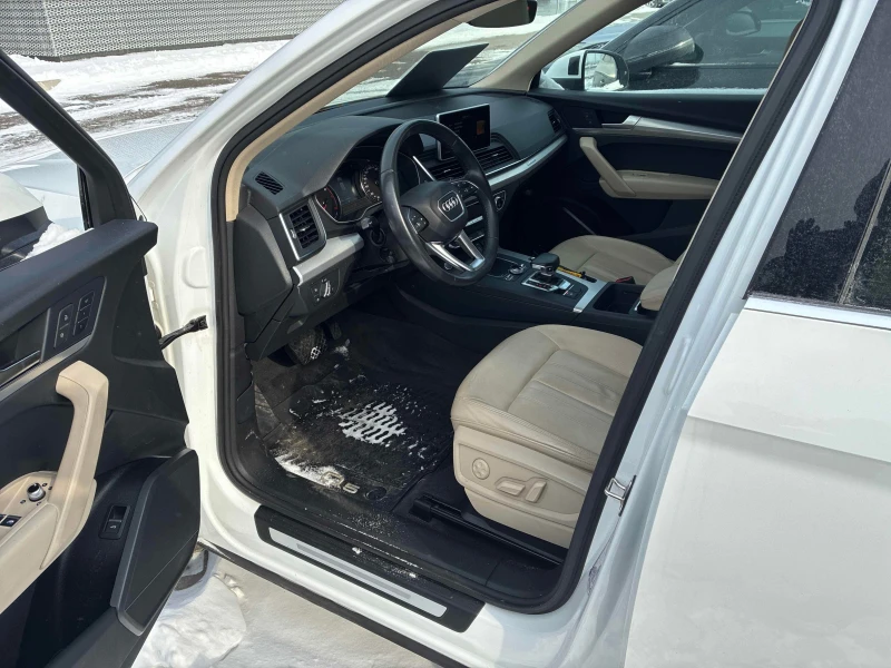 Audi Q5 Progressiv 45 TFSI quattro | KEYLESS |  ПОДГРЕВИ, снимка 5 - Автомобили и джипове - 53599569