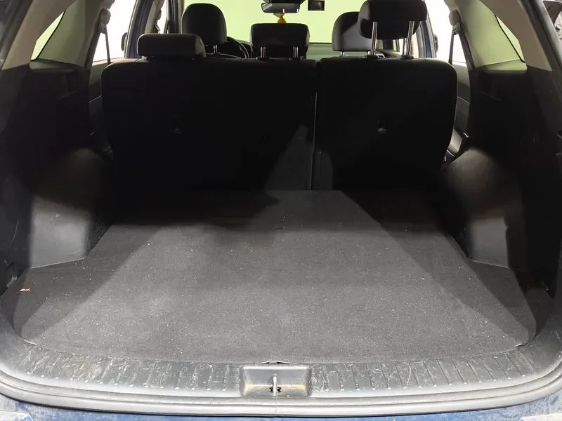Kia Sorento DIESEL 2.2 2WD TRENDY, снимка 17 - Автомобили и джипове - 55122461