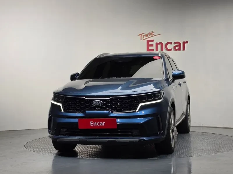 Kia Sorento DIESEL 2.2 2WD TRENDY, снимка 3 - Автомобили и джипове - 55122461