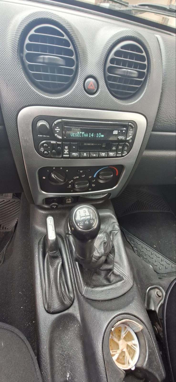 Jeep Cherokee, снимка 11 - Автомобили и джипове - 56234360