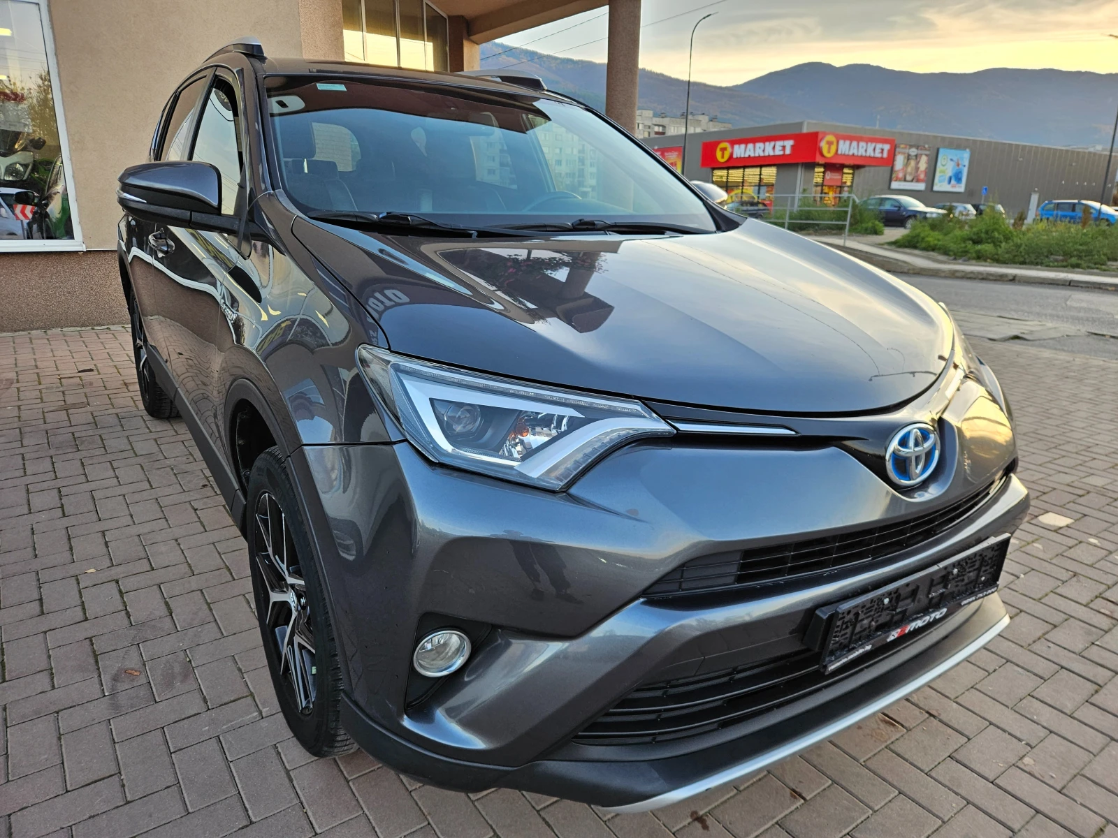 Toyota Rav4 2.5 Hybrid, AWD-4x4, Full,  Camera, Keyless go! - изображение 2