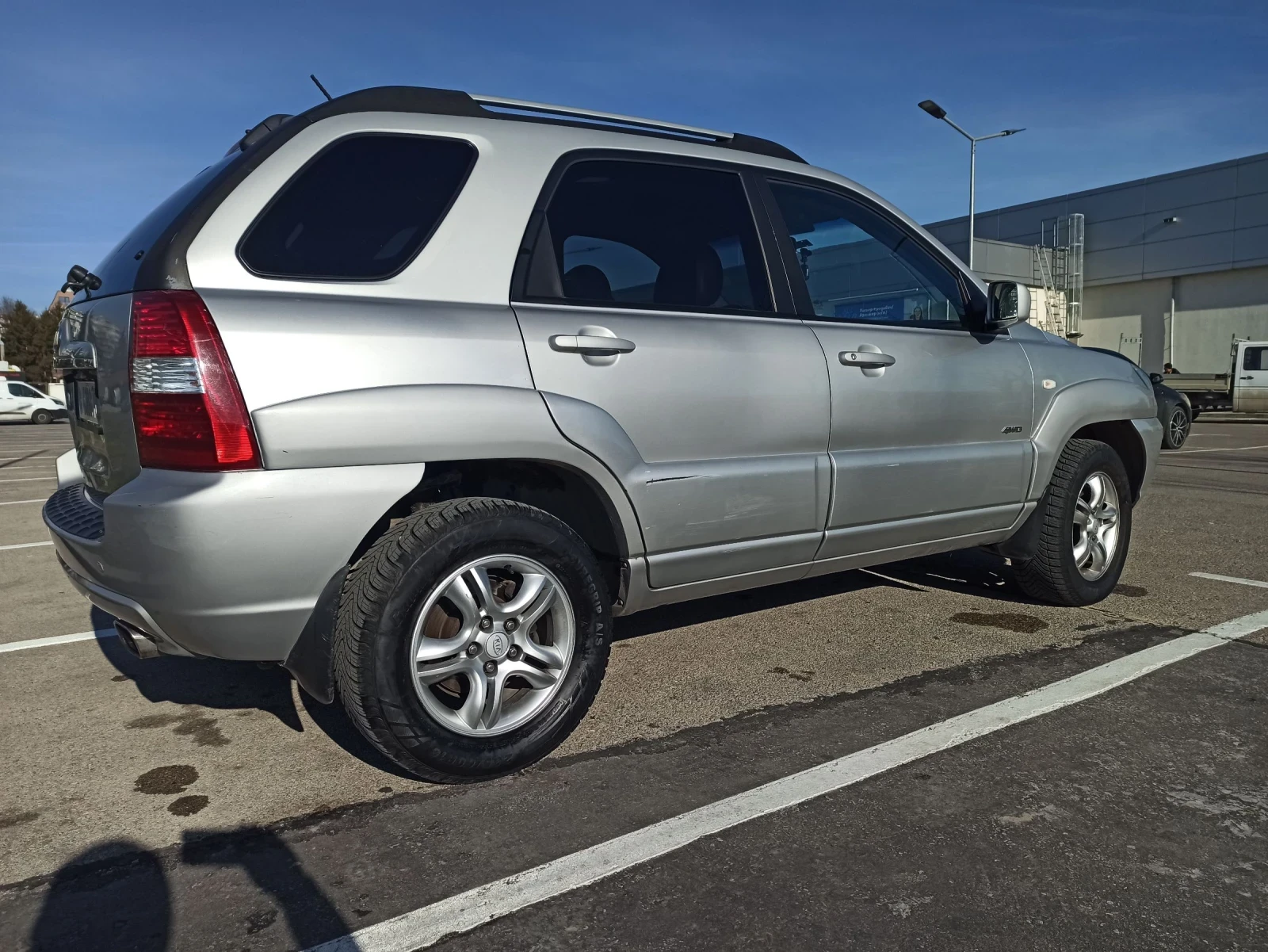 Kia Sportage 2.0CRDI - изображение 2