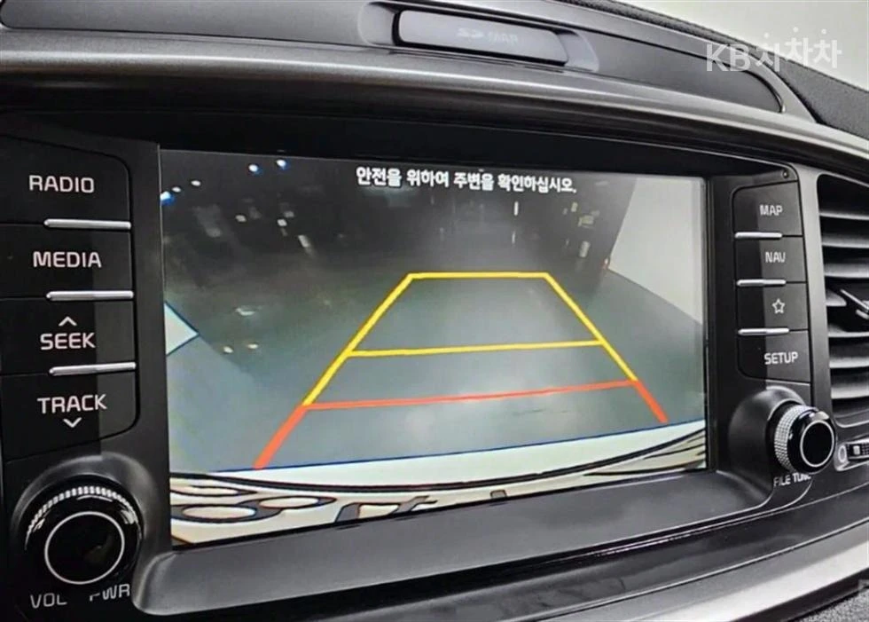 Kia Sorento 2.0 디젤 2WD | Mobile.bg   16