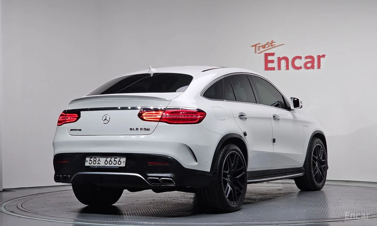 Mercedes-Benz GLE 63 S AMG COUPE* 4MATIC* 360 КАМЕРА* ОБДУХВАНЕ, снимка 2 - Автомобили и джипове - 54913690