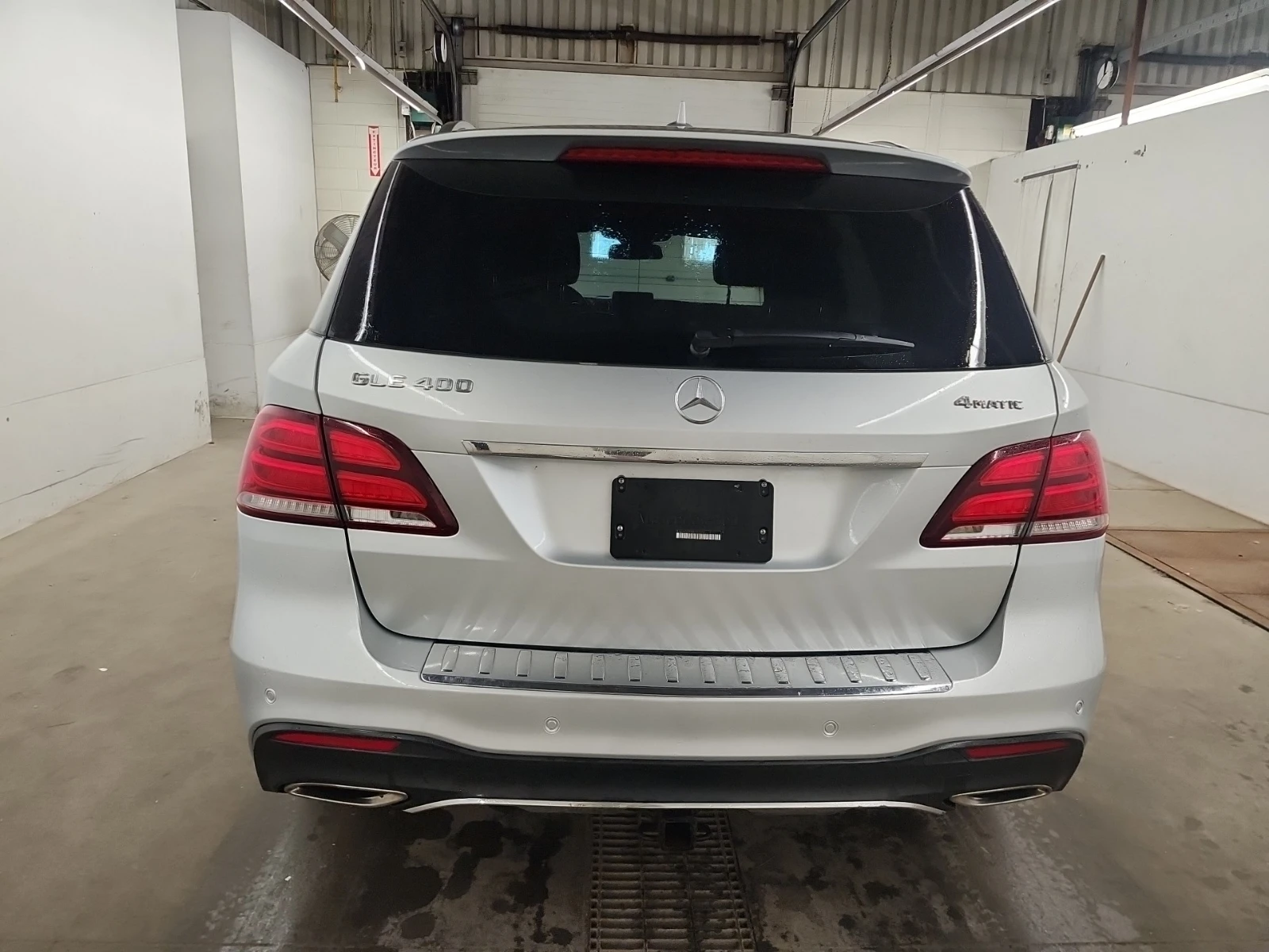 Mercedes-Benz GLE 400  | DISTRONIC | 360 | PANO | ДВА КЛЮЧА , снимка 5 - Автомобили и джипове - 54973726