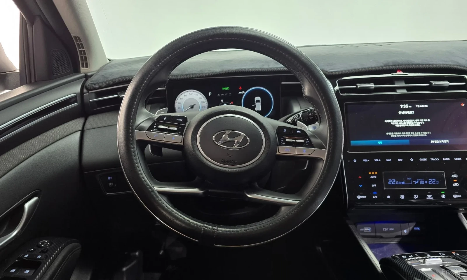 Hyundai Tucson, снимка 13 - Автомобили и джипове - 55193438
