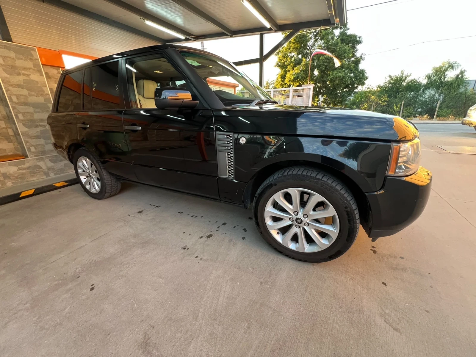 Land Rover Range rover Нов внос всички екстри, снимка 4 - Автомобили и джипове - 55227500