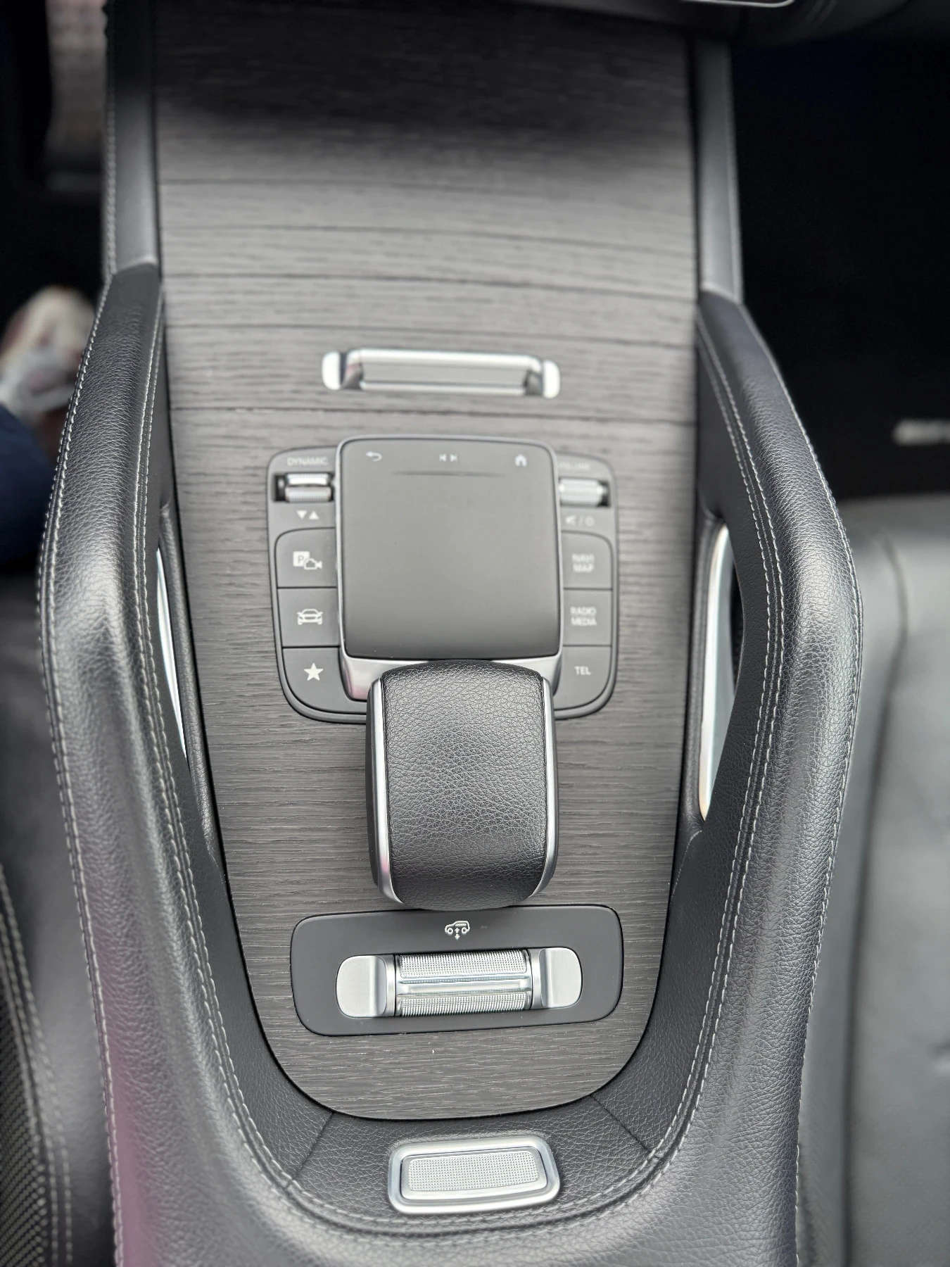 Mercedes-Benz GLE 400 * D Coupe , снимка 9 - Автомобили и джипове - 55583424
