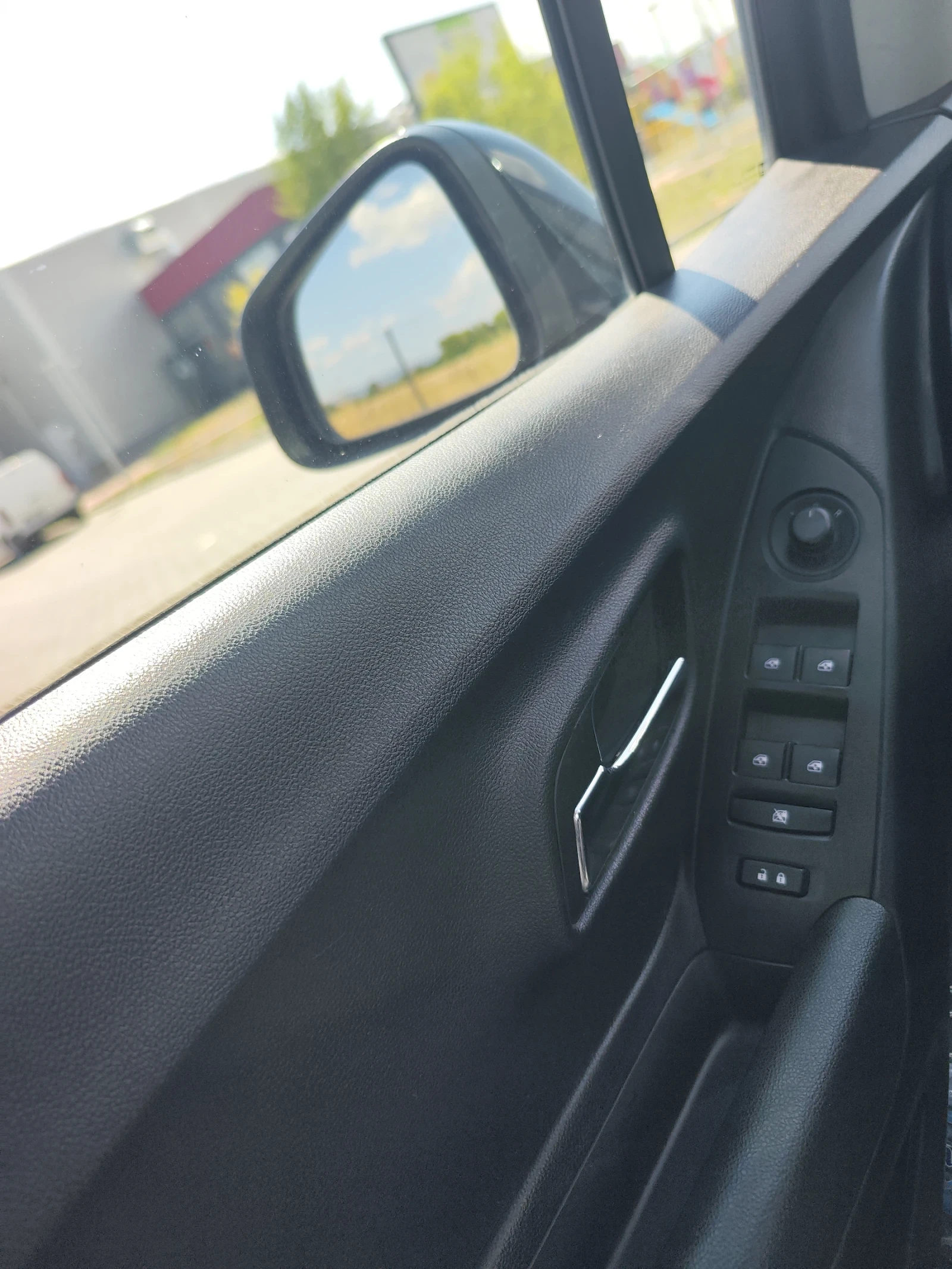 Chevrolet Trax 1.7 ����� 4#4 | Mobile.bg � ����������� 11