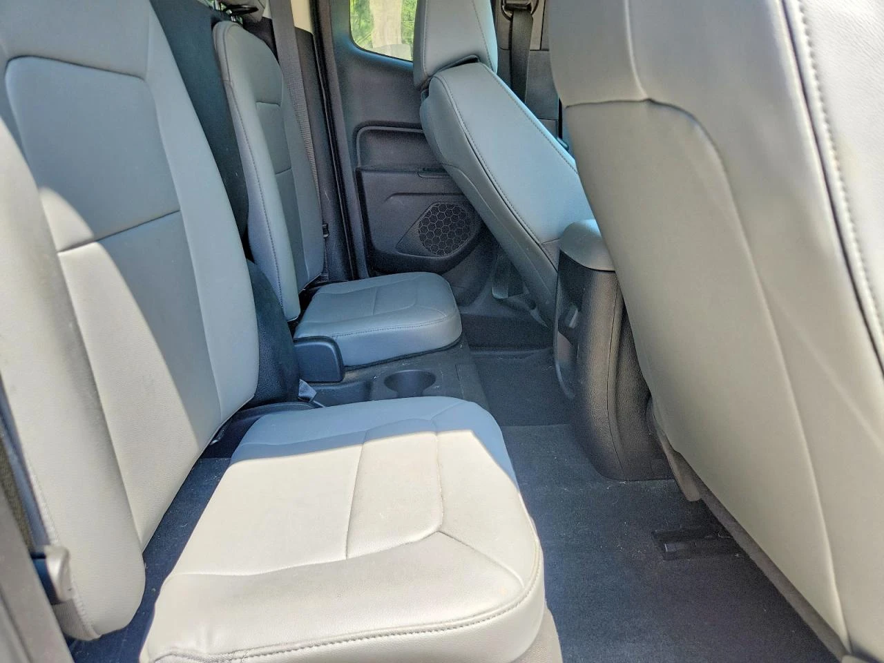 Chevrolet Colorado 2.5l, снимка 10 - Автомобили и джипове - 56076103