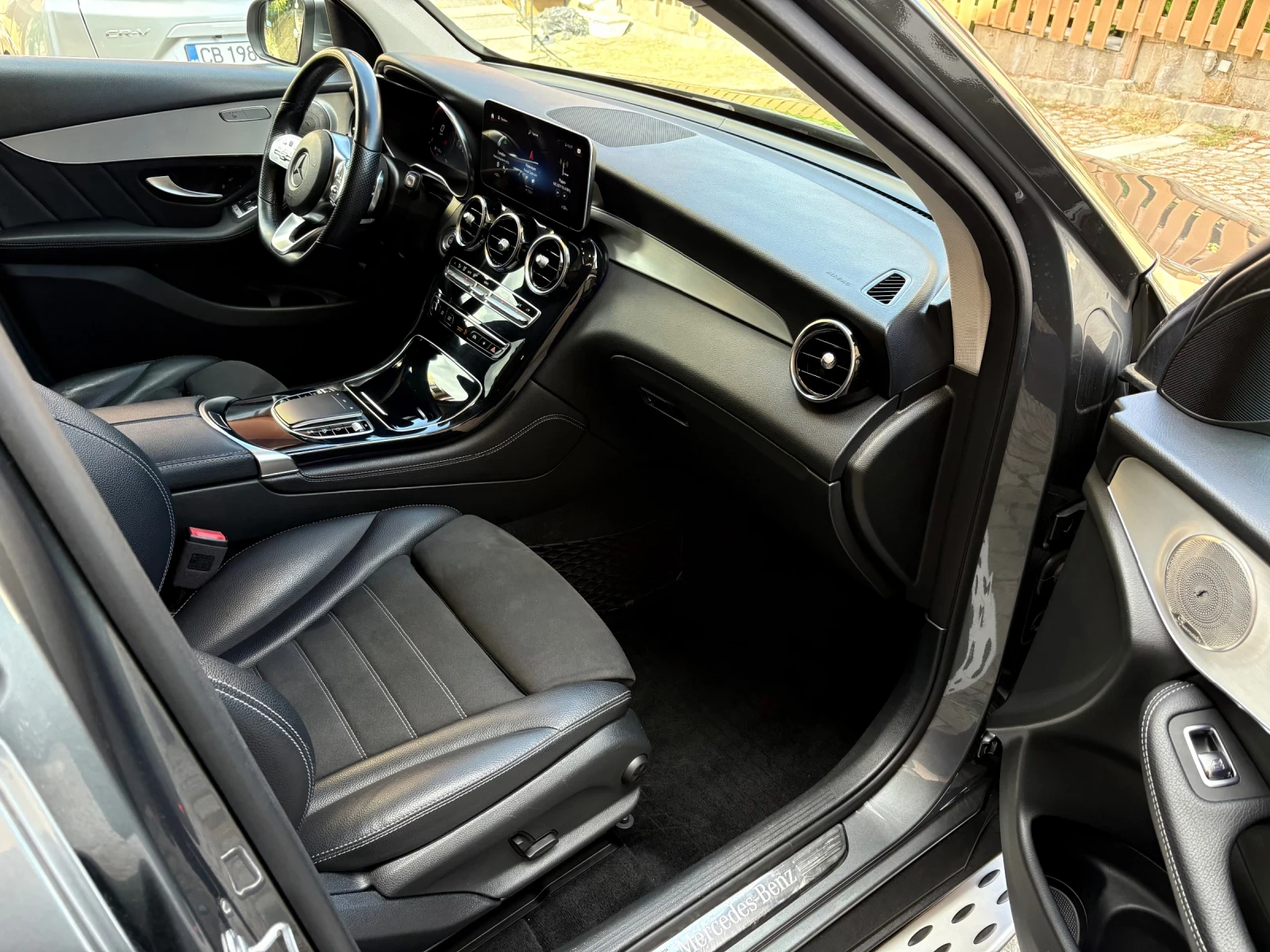Mercedes-Benz GLC 300, снимка 8 - Автомобили и джипове - 56210935