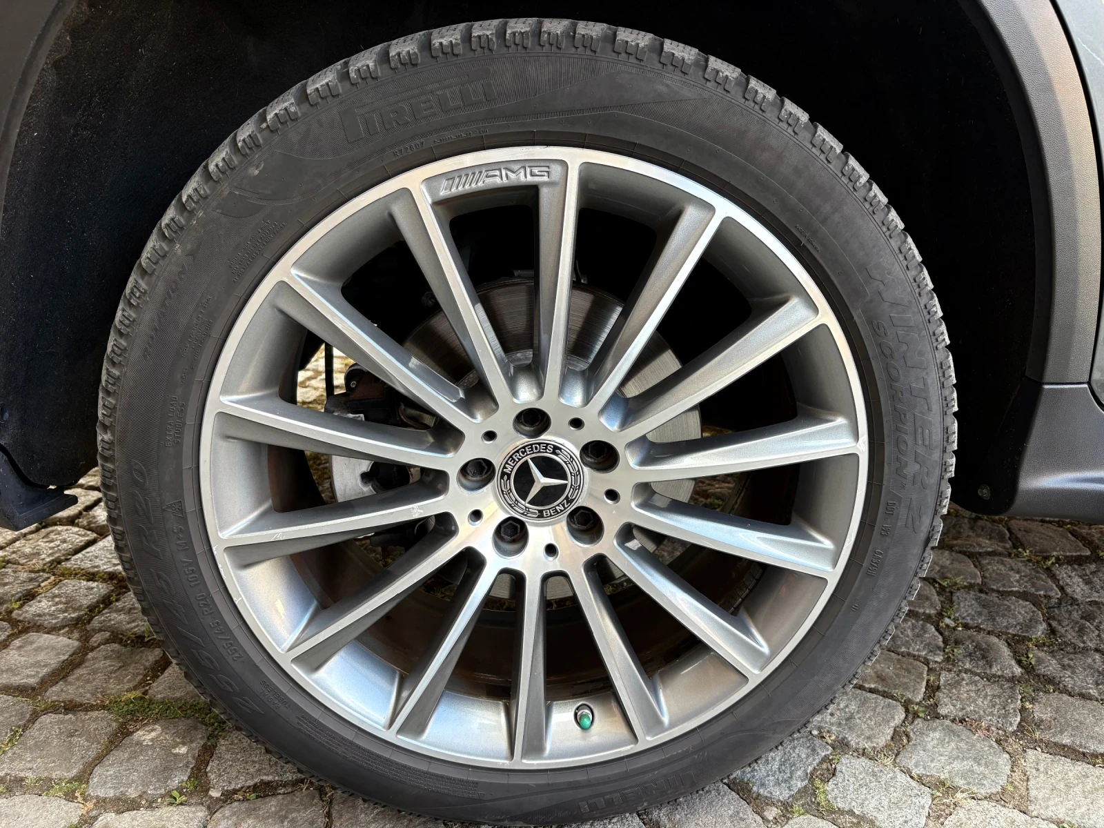 Mercedes-Benz GLC 300, снимка 12 - Автомобили и джипове - 56210935