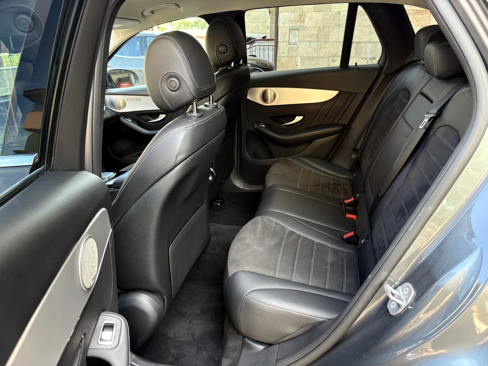 Mercedes-Benz GLC 300, снимка 9 - Автомобили и джипове - 56210935