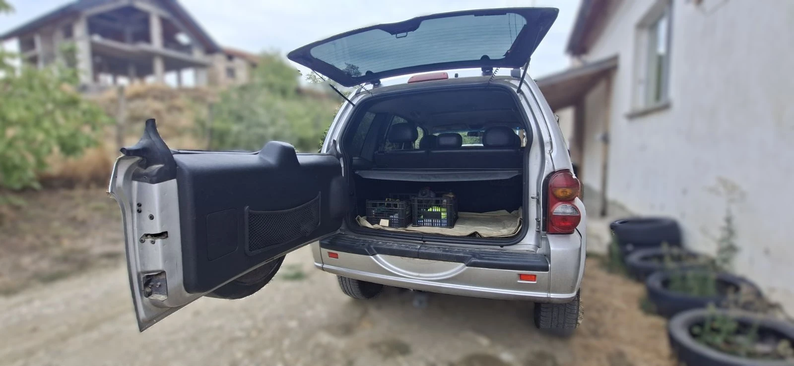 Jeep Cherokee, снимка 7 - Автомобили и джипове - 56234360