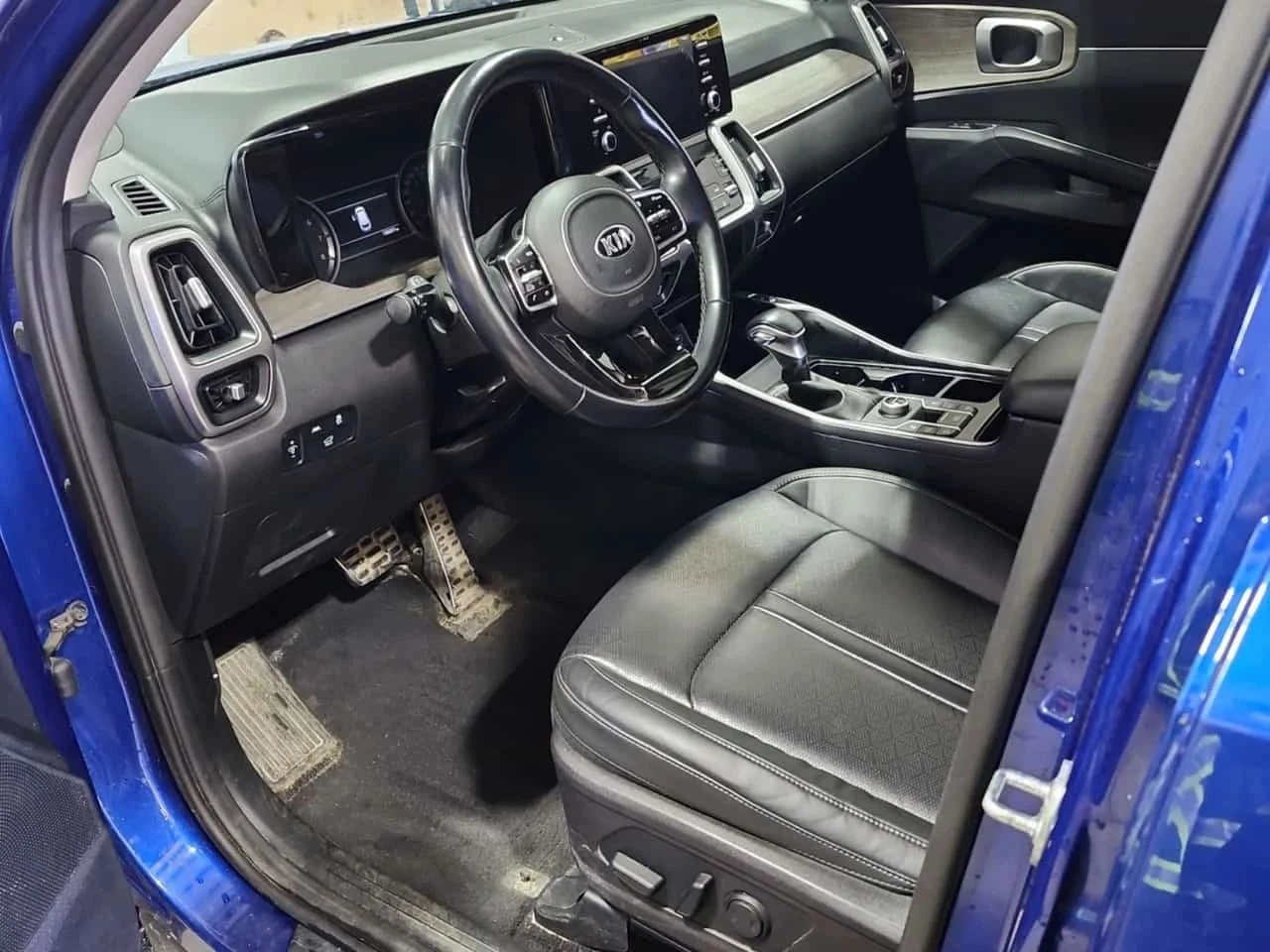 Kia Sorento, снимка 9 - Автомобили и джипове - 56719552